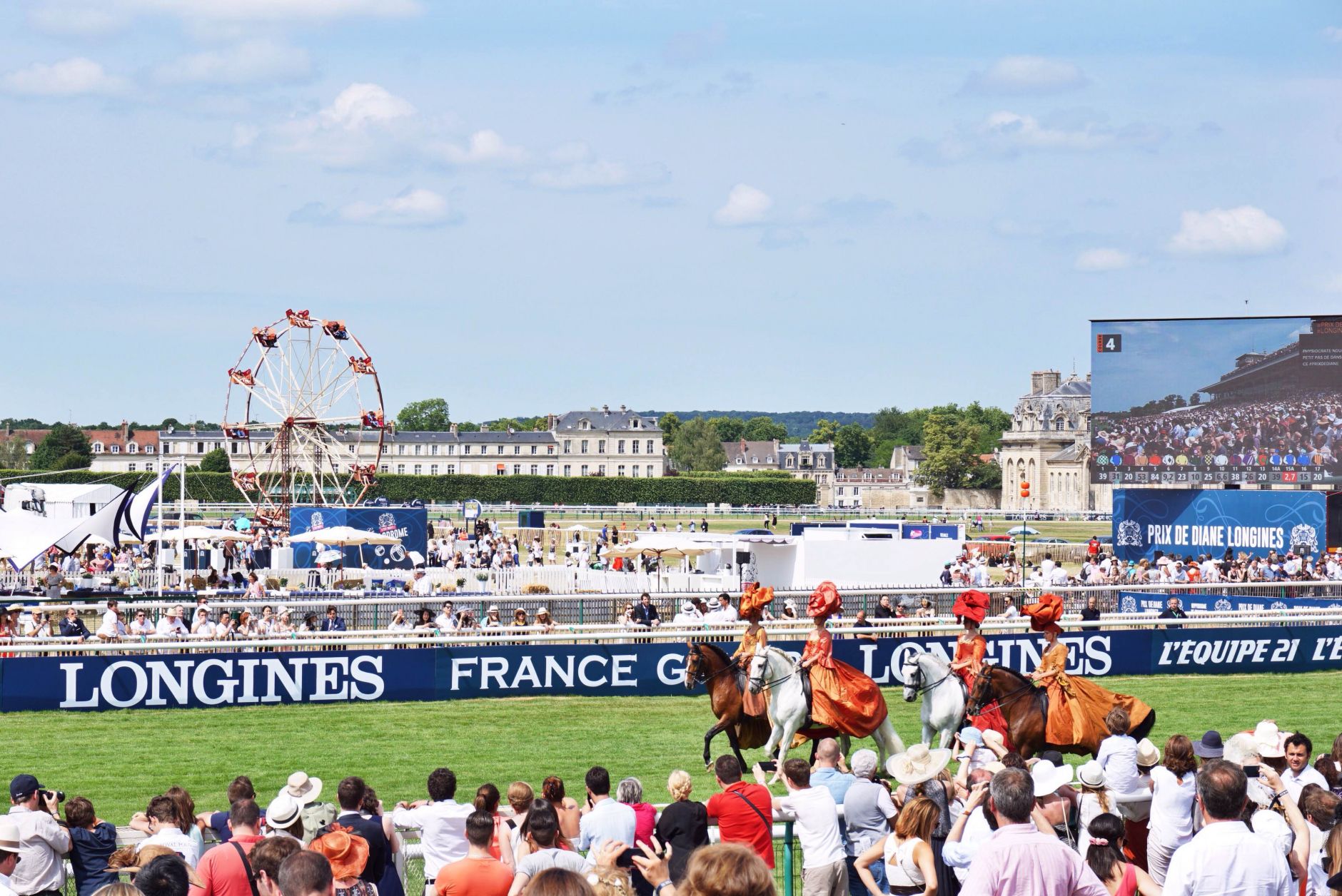 03-Prix-de-Diane-Longines-2015-Disi-Couture-France-Galop-Chantilly-Racecourse-Horse-Race